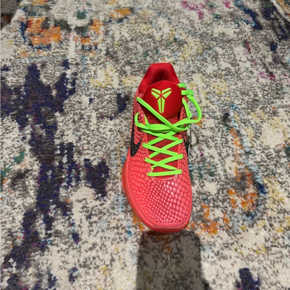 Kobe VI Protro Reverse Grinch - Picture 4 of 4